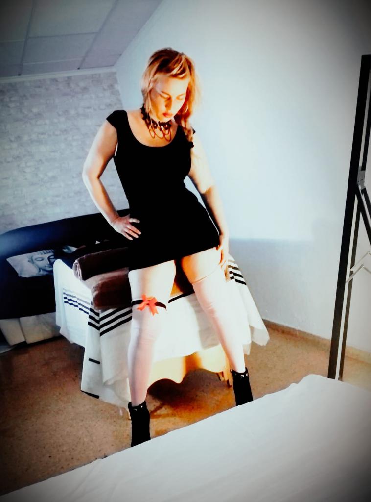 Chica busca chico en Alicante: 