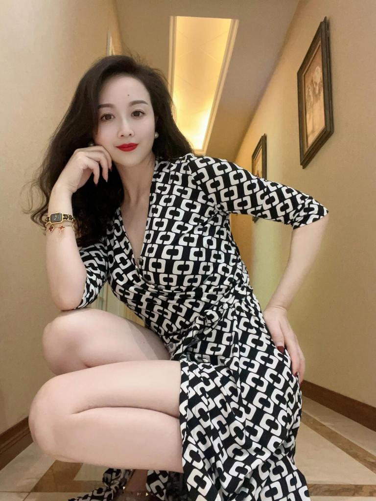 673463634: Chica busca chico en Valencia