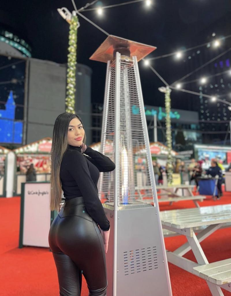 Chica busca chico en Tenerife: 