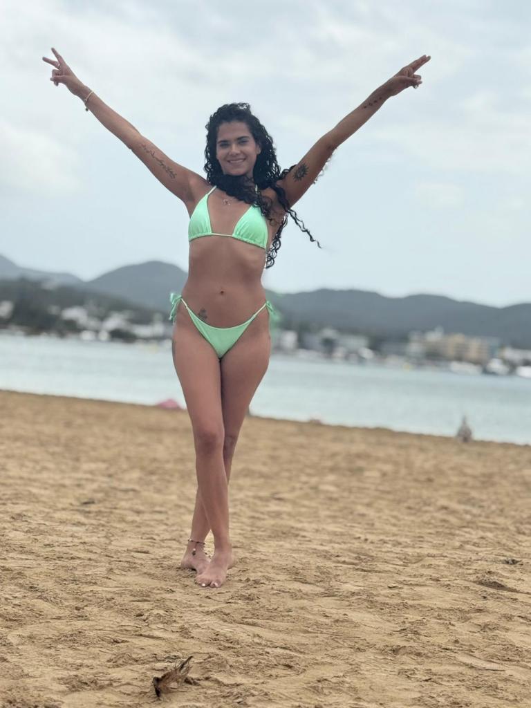 Chica busca chico en Ibiza: 