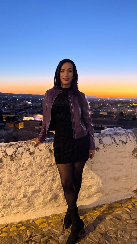 Travesti en Granada: Transexuales y Travestis