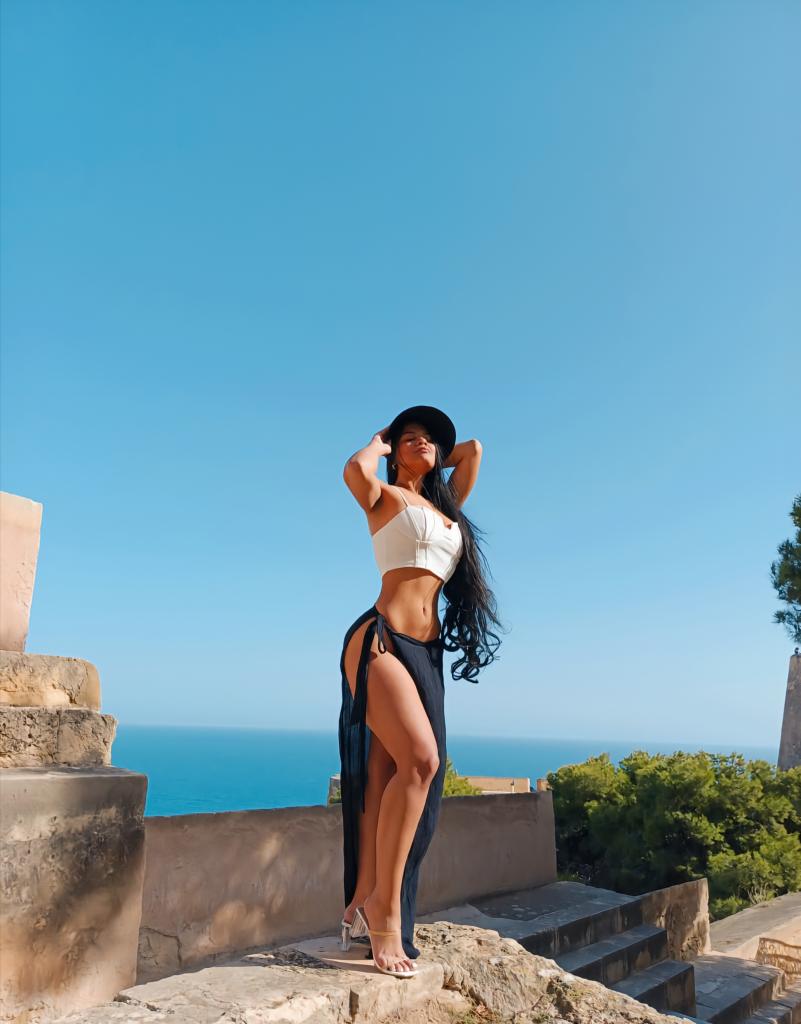 Chica busca chico en Mallorca: 