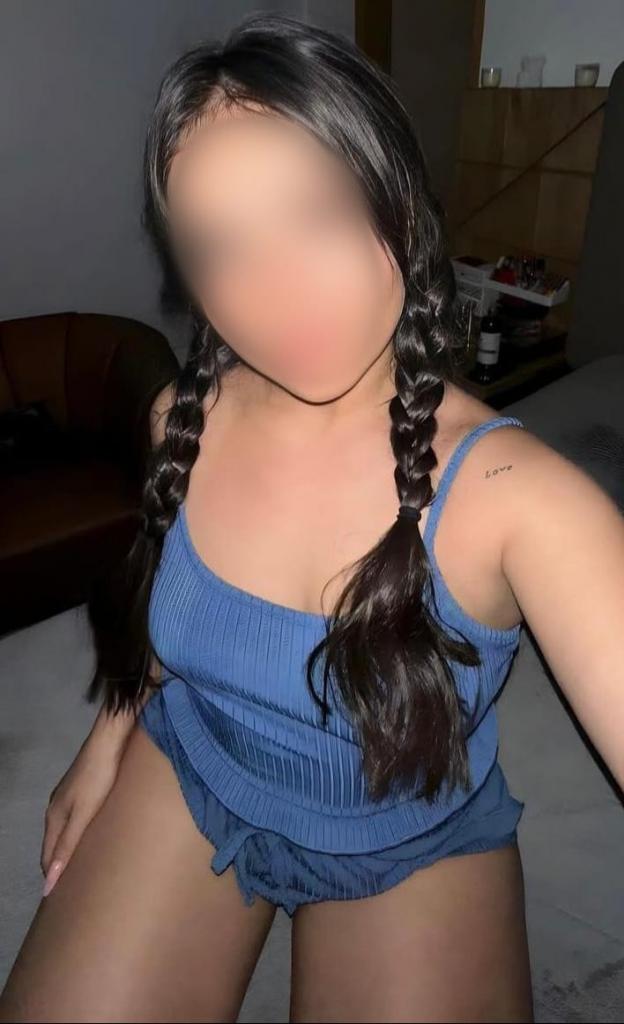 Chica busca chico en Almería: 