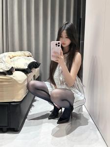 614428038: Chica busca chico en Navarra