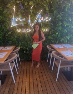 612242617: Chica busca chico en Barcelona