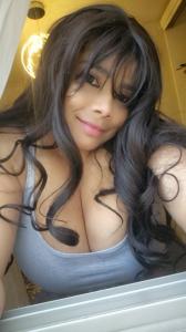668567764: Chica busca chico en Barcelona