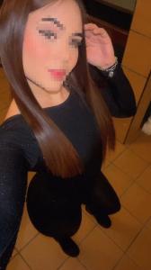 632863560: Chica busca chico en Madrid