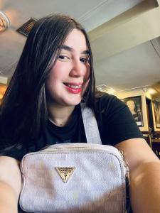 610151935: Chica busca chico en Granada