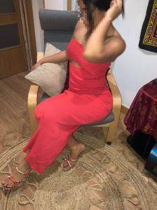 604390300: Chica busca chico en Madrid