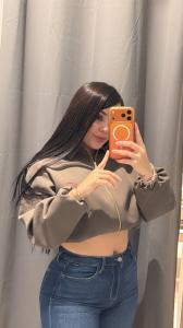 613757414: Chica busca chico en Navarra