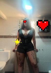 611238987: Chica busca chico en Pontevedra