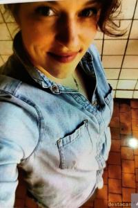 697859549: Chica busca chico en Castellón