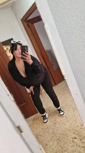 668567764: Chica busca chico en Barcelona
