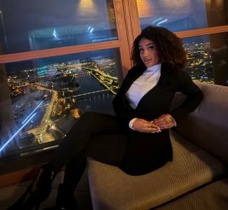 616367505: Chica busca chico en Málaga