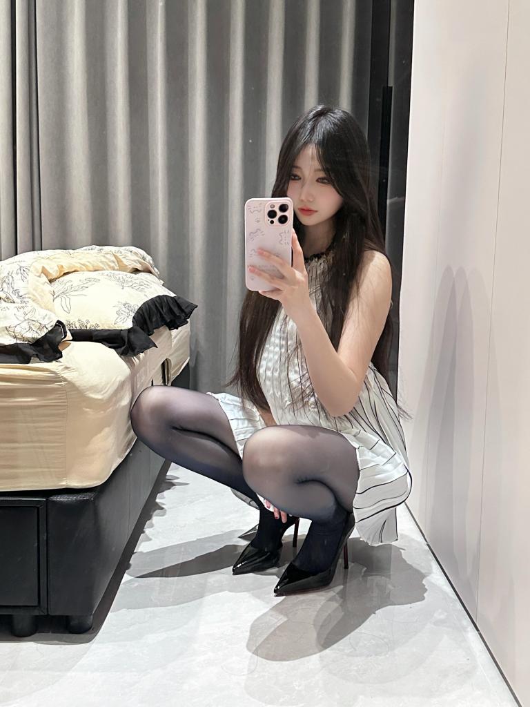 614428038: Chica busca chico en Navarra