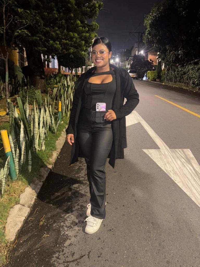 Chica busca chico en Zamora: Chica busca chico