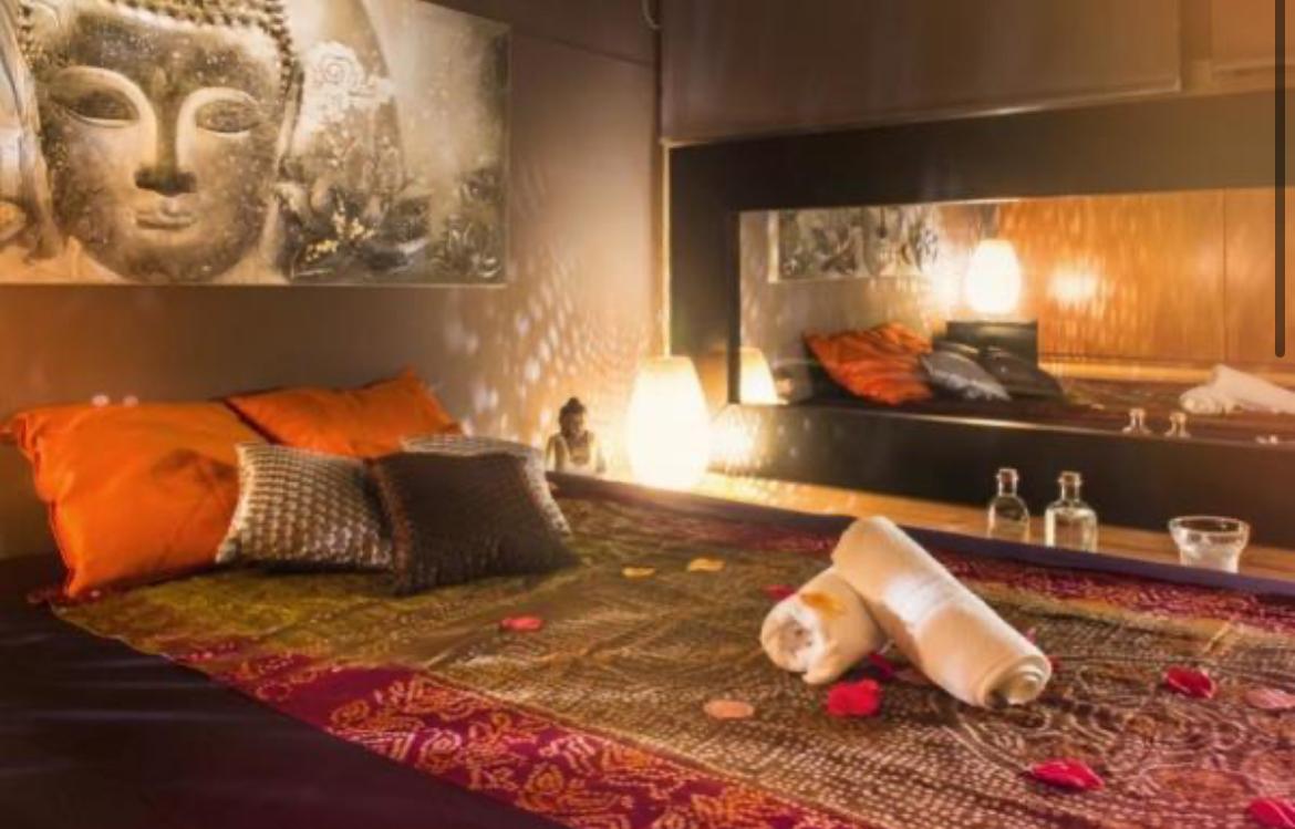 Chica busca chico en Gerona: 