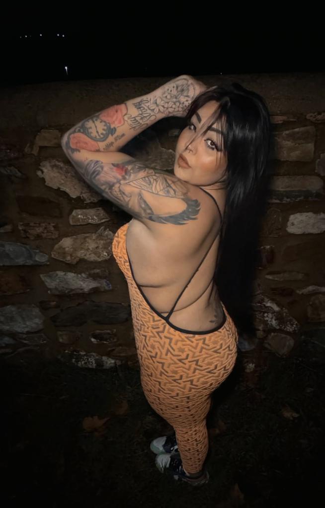 Chica busca chico en Almería: 