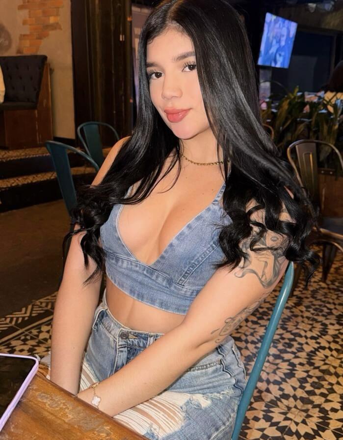 Chica busca chico en Barcelona: 