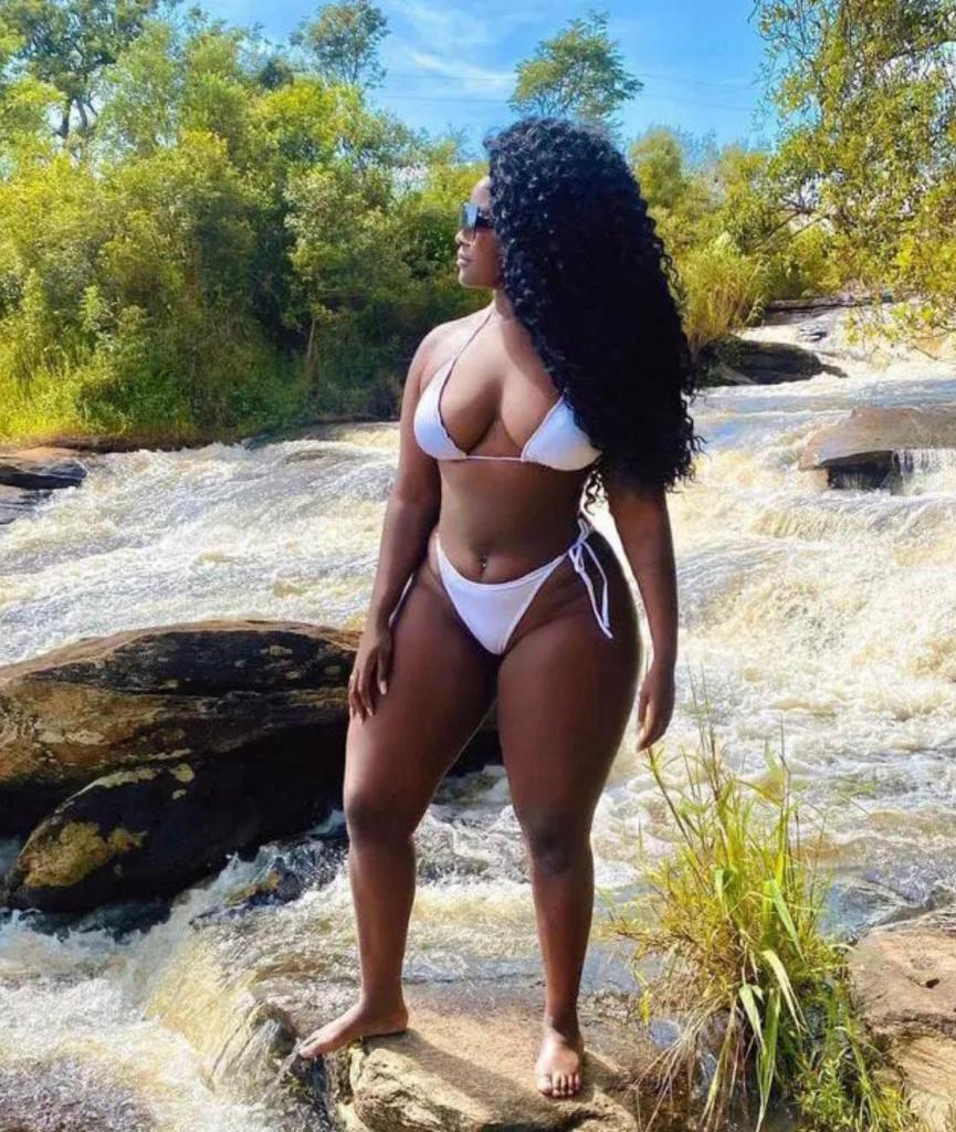 Chica busca chico en Almería: 