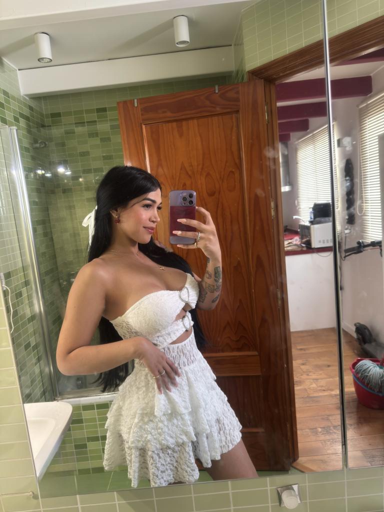 Chica busca chico en Tenerife: 