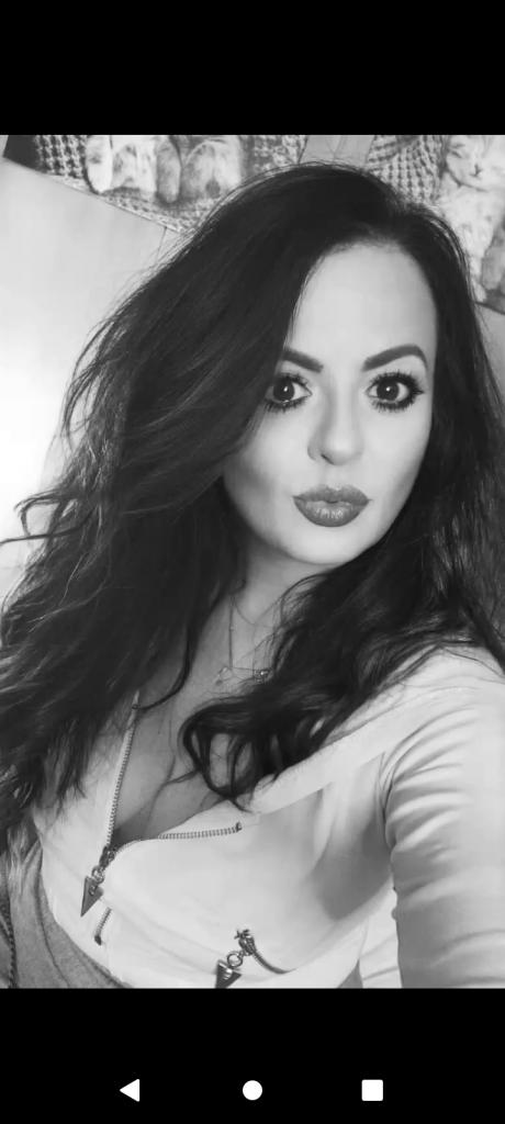 631858612: Chica busca chico en Murcia