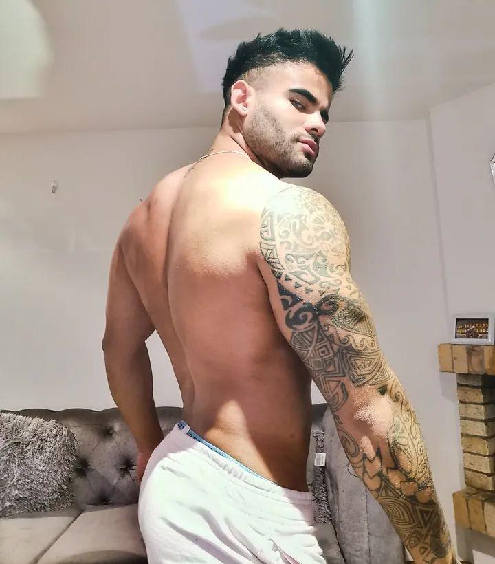 641810949: Chico busca chica en Mallorca