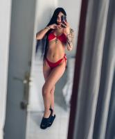 631467792: Chica busca chico en Barcelona