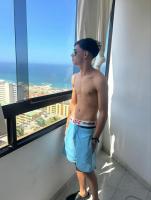 603372860: Chico busca chica en Las Palmas