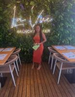 612242617: Chica busca chico en Barcelona