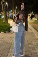 631467792: Chica busca chico en Barcelona
