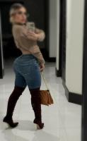 607231621: Chica busca chico en Ibiza