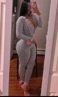 677240475: Chica busca chico en Orense