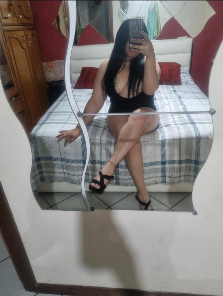 604228418: Chica busca chico en Barcelona