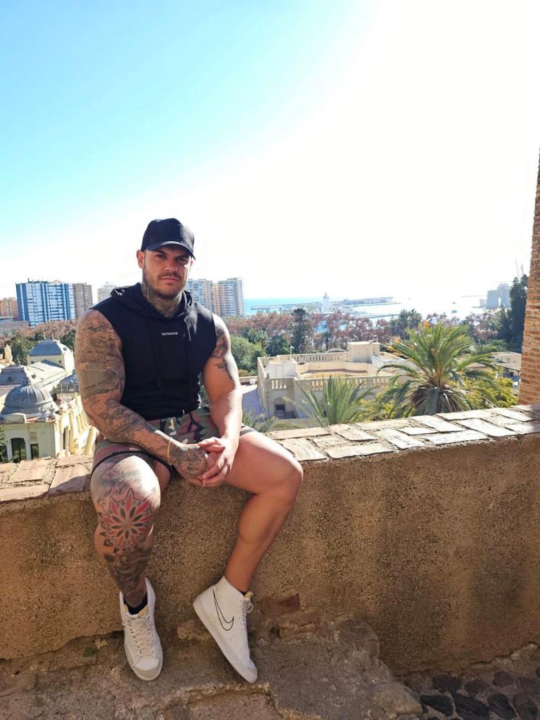 672131237: Chico busca chica en Alicante