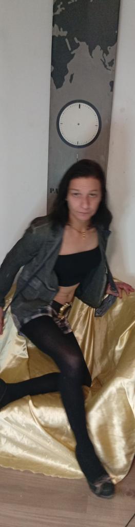 Chica busca chico en Alicante: 