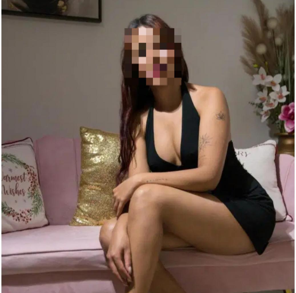 Chica busca chico en Huelva: 