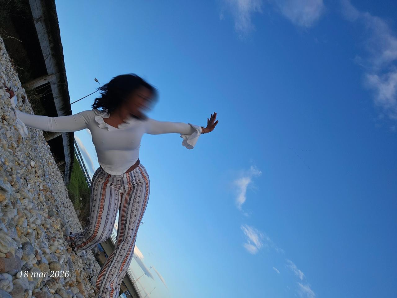 642641973: Chica busca chico en Pontevedra