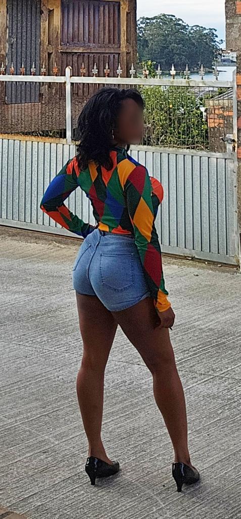 Chica busca chico en Pontevedra: 