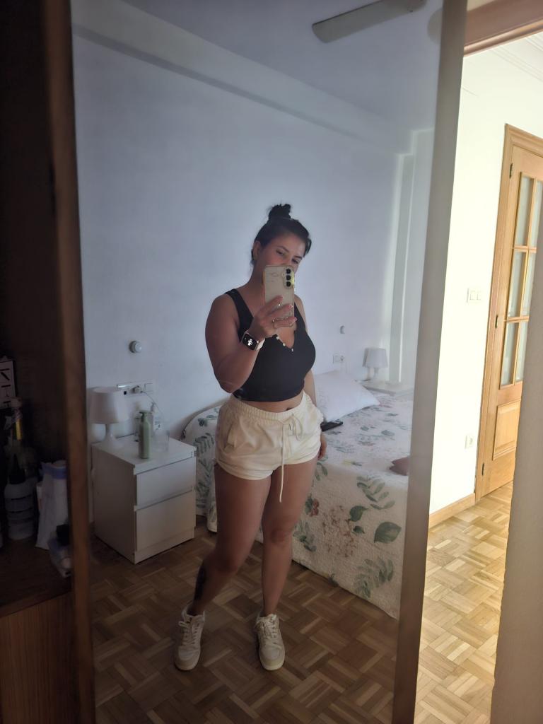 Chica busca chico en Granada: 