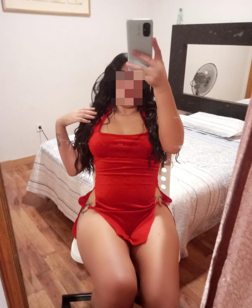 Chica busca chico en Granada: 