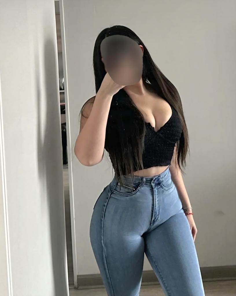 Chica busca chico en Cádiz: 