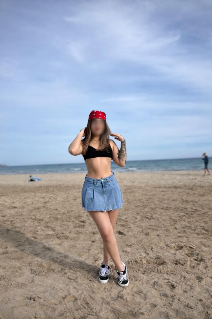 672059552: Chica busca chico en Alicante