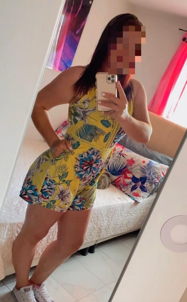 Chica busca chico en Tenerife: 