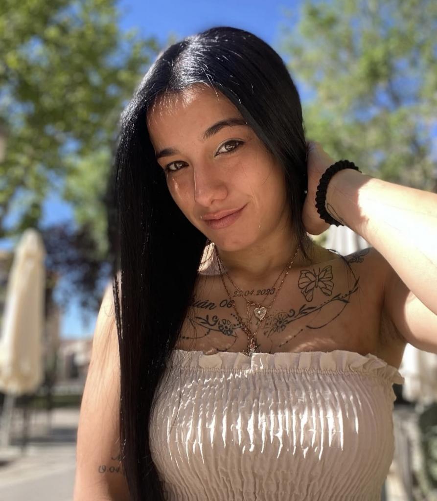 742089990: Chica busca chico en Ciudad Real