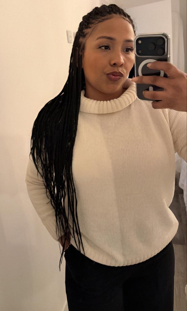 632877597: Chica busca chico en Málaga