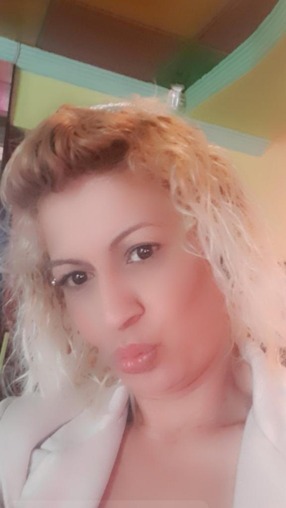 641514308: Chica busca chico en Almería
