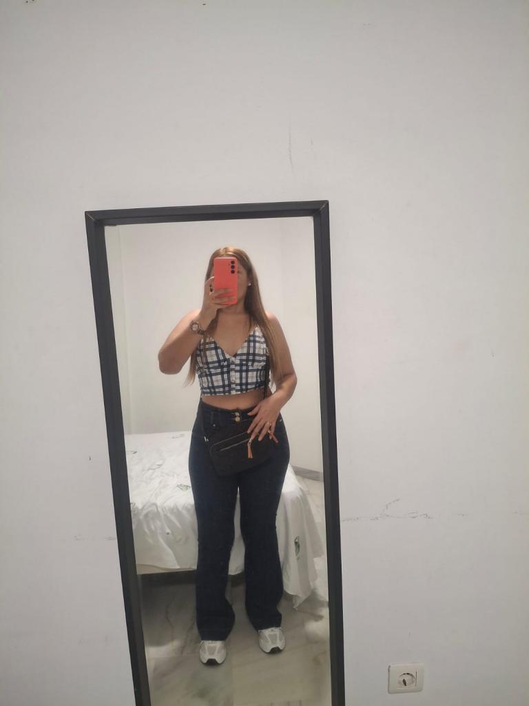 Chica busca chico en Huelva: 