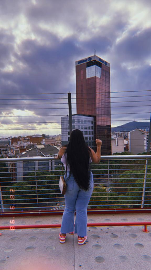 Chica busca chico en Barcelona: 