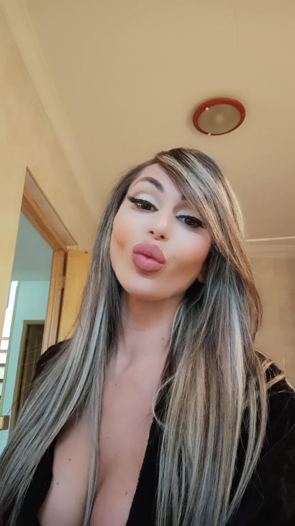 613182228: Transexual en Málaga